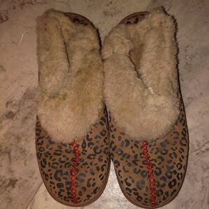 UGG Leopard Print Faux Fur Lined Women's Slippers